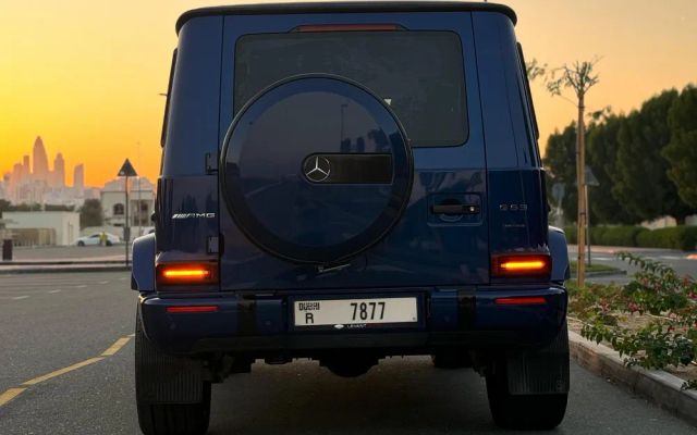 MERCEDES G63 - image 4