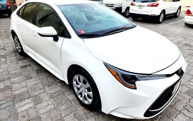 TOYOTA COROLLA - image 2