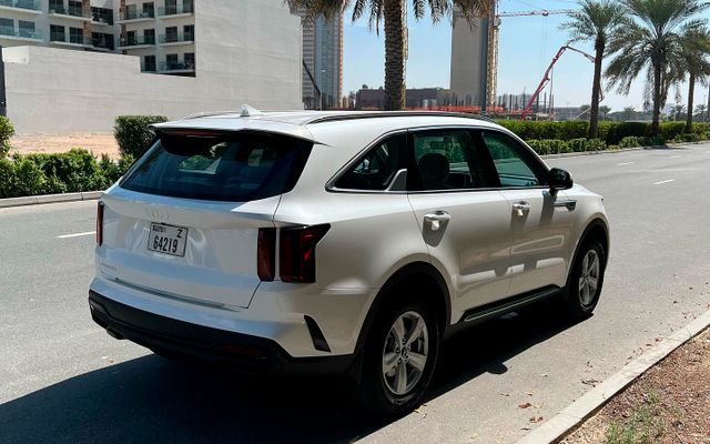 KIA Sorento - image 2