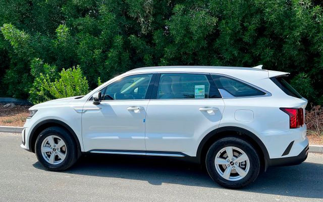 KIA Sorento - image 4