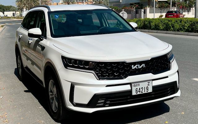 KIA Sorento - image 1