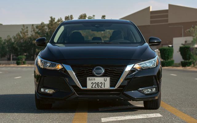 NISSAN SENTRA - image 2