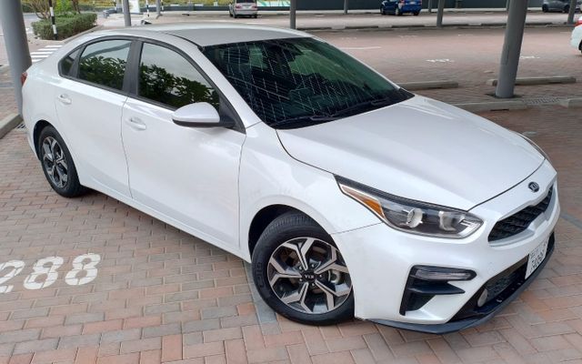 Kia Forte - image 2