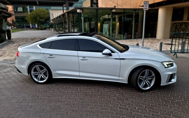 Audi A5 - image 2