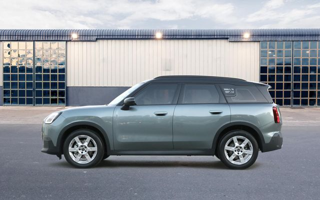 Mini Cooper Countryman New Generation Green - image 2