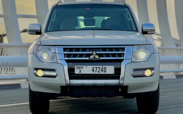 MITSUBISHI PAJERO - image 3