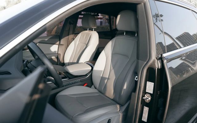 Audi Q8 - image 4