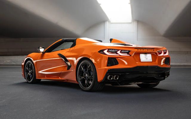 CHEVROLET CORVETTE - image 4