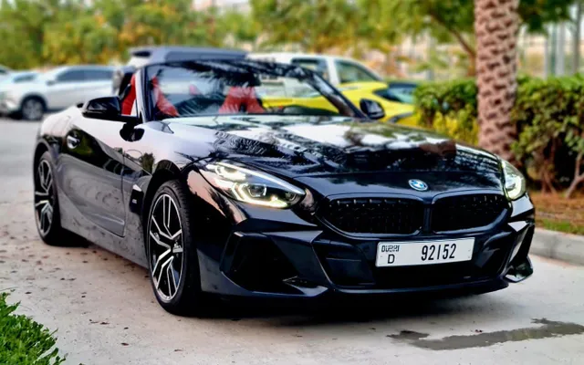 BMW Z4 - image 2