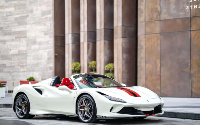 Ferrari F8 Tributo Spider - image 2