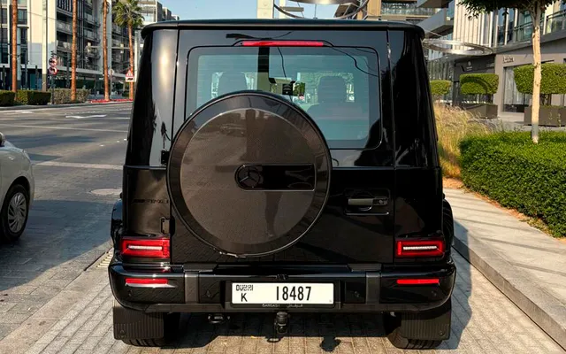 Mercedes G63 - image 3