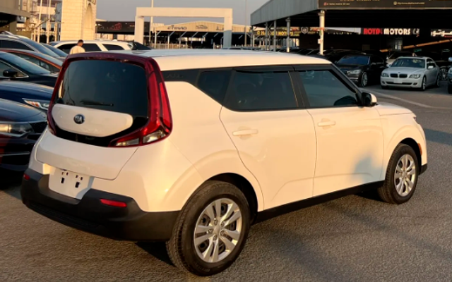 Kia Soul - image 3