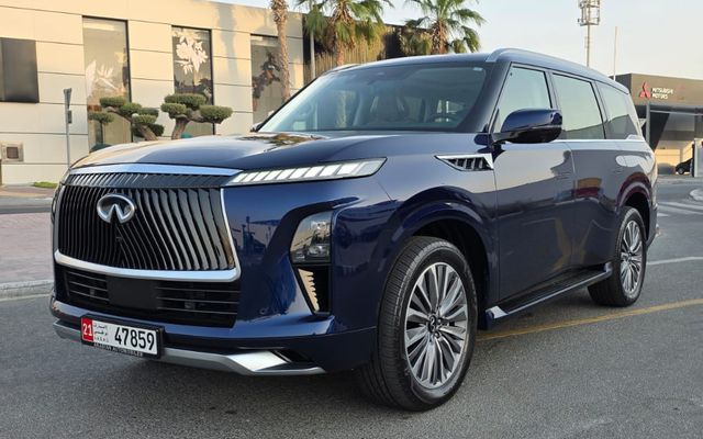 INFINITI QX 80 - image 1