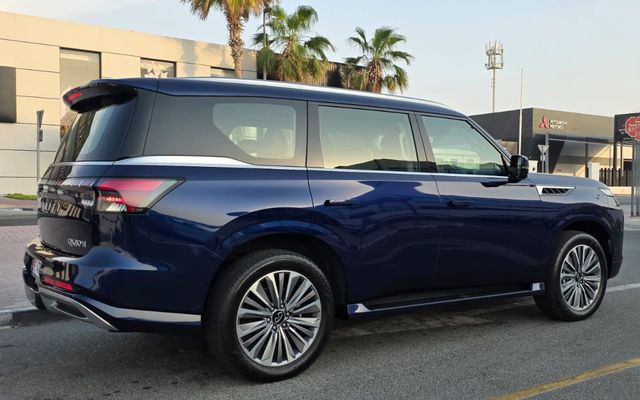 INFINITI QX 80 - image 4