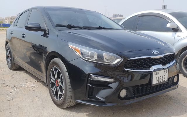 Kia Forte - image 1