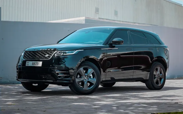 RANGE ROVER VELAR - image 1
