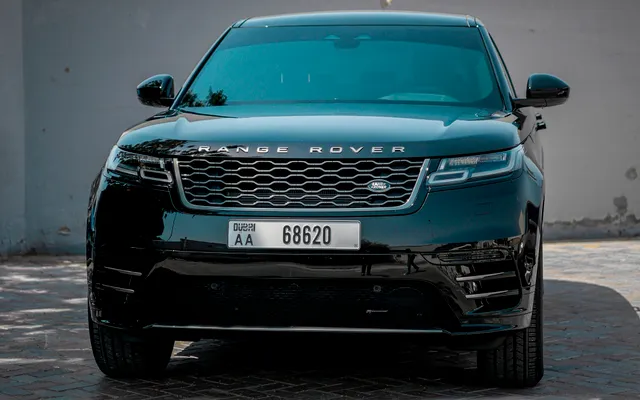 RANGE ROVER VELAR - image 2
