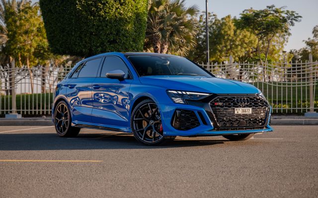 Audi RS3 Sportback - image 4