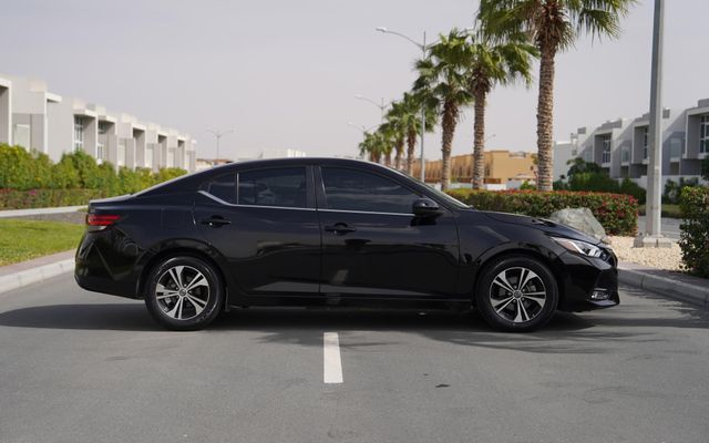 NISSAN SENTRA - image 4