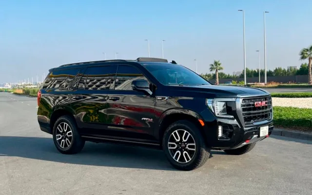 GMC Yukon - image 2