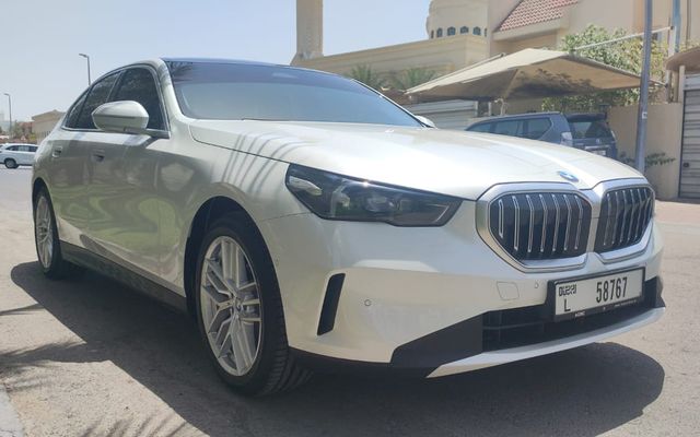 BMW 520I 2025 - image 3