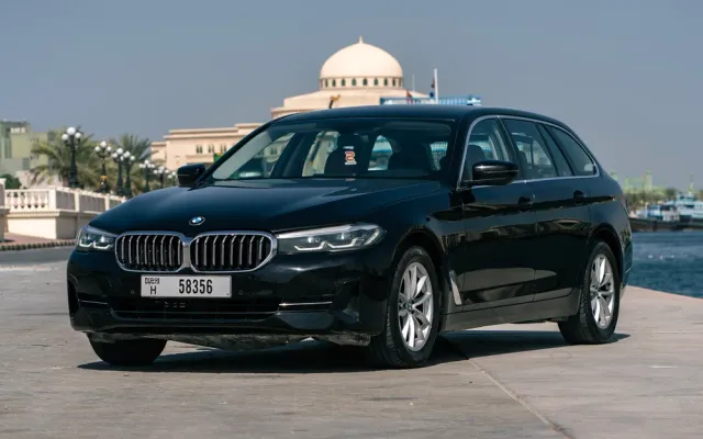 BMW 520 I - image 1