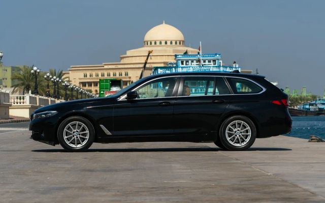 BMW 520 I - image 2