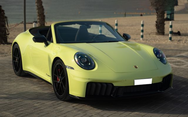 PORSCHE 911 CARRERA GTS - image 3