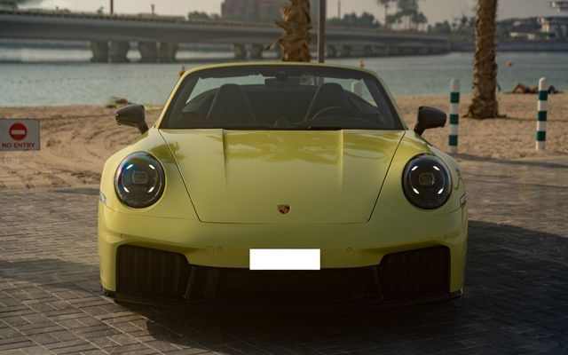 PORSCHE 911 CARRERA GTS - image 2