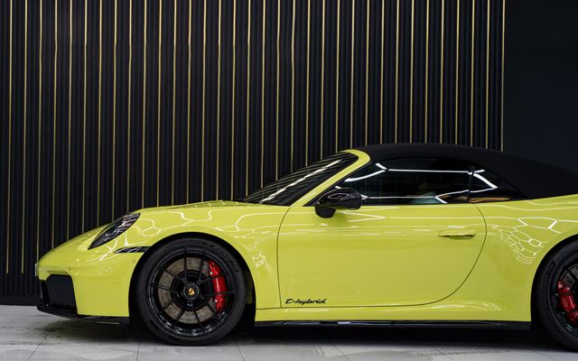 PORSCHE 911 CARRERA GTS - image 3