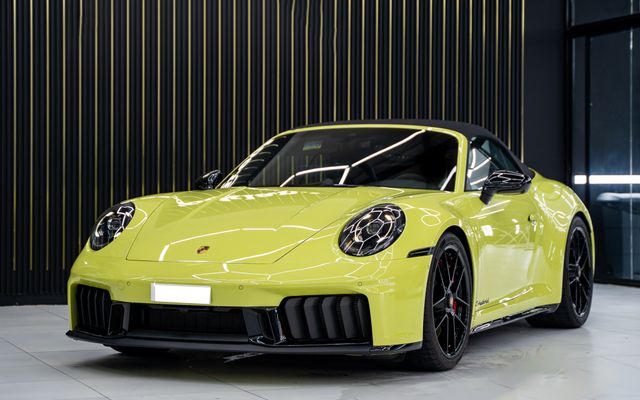 PORSCHE 911 CARRERA GTS - image 1