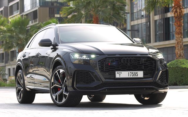 AUDI RS Q8 - image 4