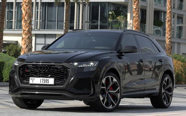 AUDI RS Q8 - image 1