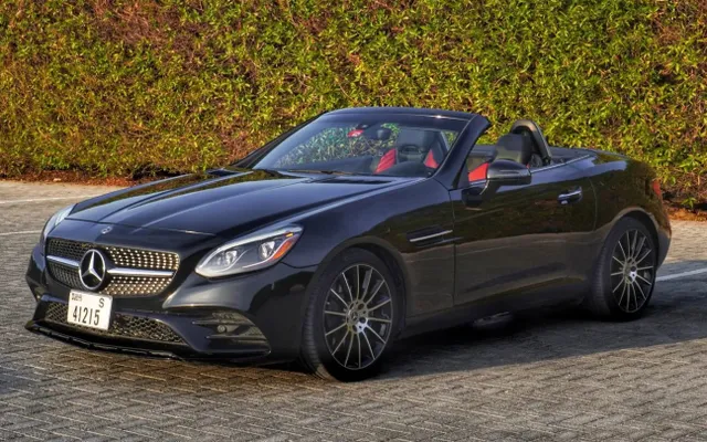 Mercedes SLC 300 Hard top convertible - image 1