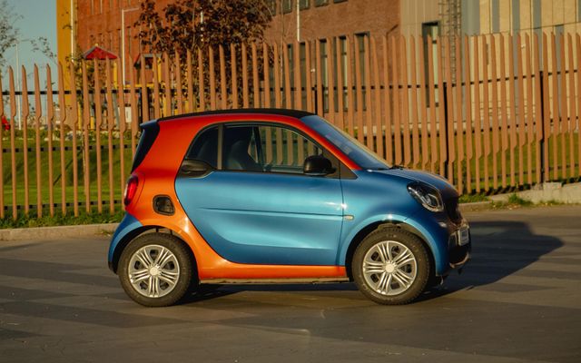 Smart Fortwo Coupe - image 4