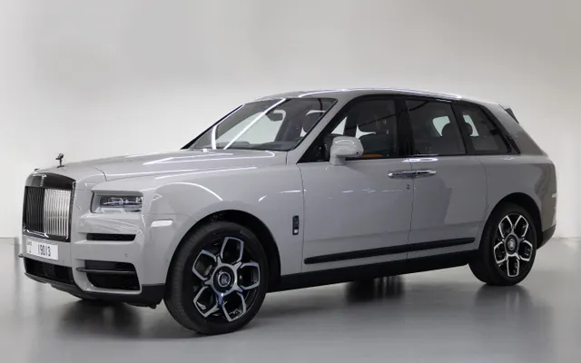 Rolls Royce  BB Cullinan - image 1