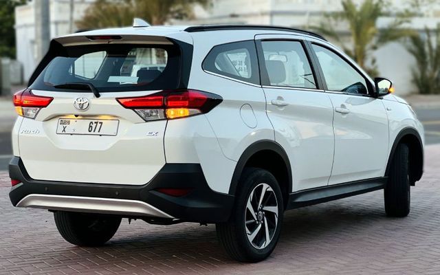 Toyota Rush - image 3