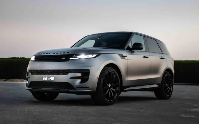 RANGE ROVER SPORT - image 1