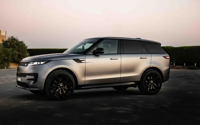 RANGE ROVER SPORT - image 3