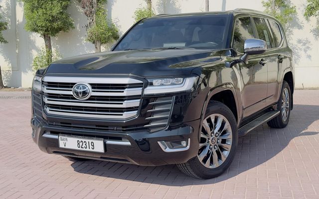 TOYOTA Landcruiser - image 1