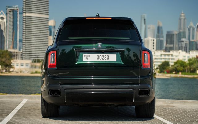 Rolls-Royce Cullinan - image 4