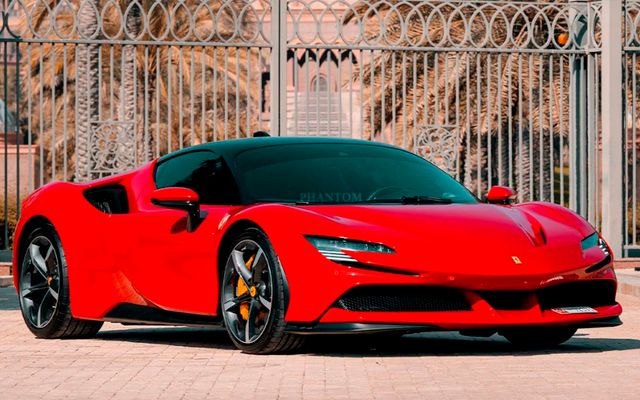 Ferrari SF90 Stradale - image 1
