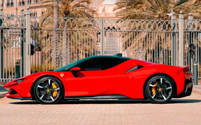 Ferrari SF90 Stradale - image 2