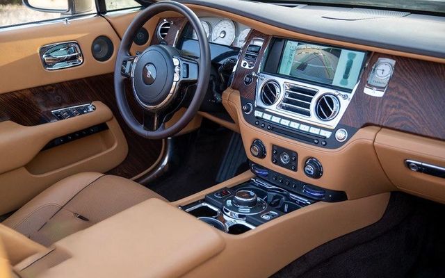 ROLLS ROYCE DAWN - image 4