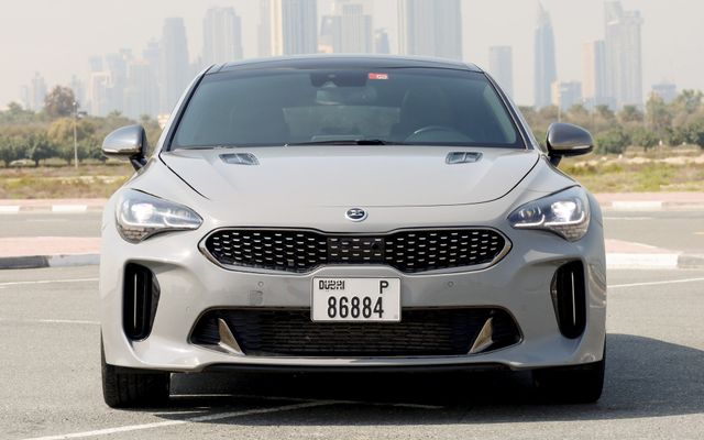 Kia Stinger GT 3.3 turbo - image 3