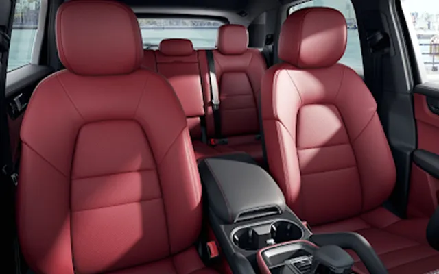 PORSCHE CAYENNE COUPE - image 4
