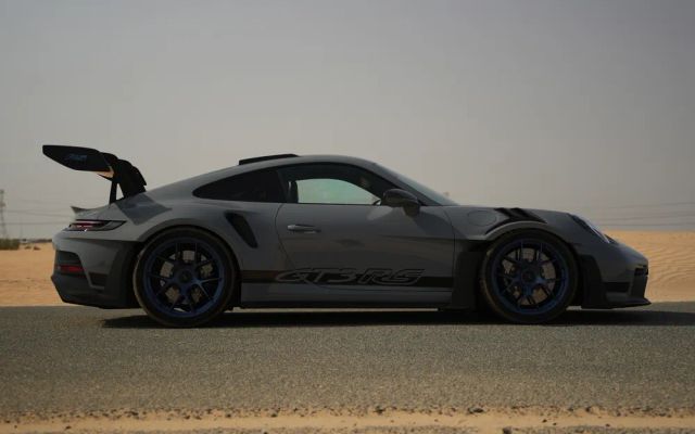PORSCHE GT3 RS - image 4