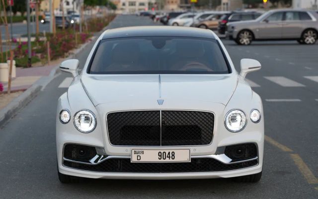 BENTLEY FLYING SPUR - image 2