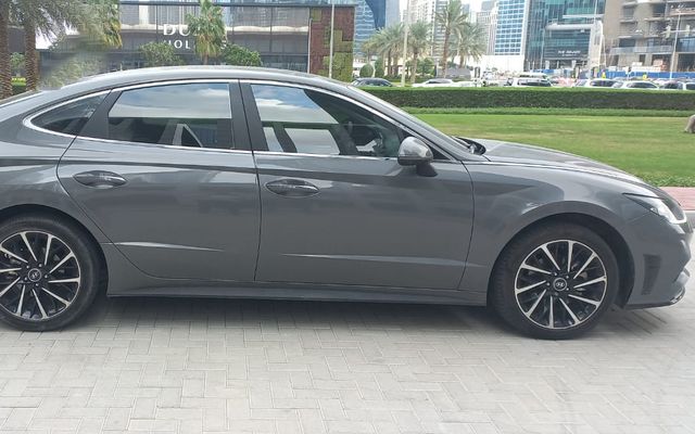 HYUNDAI SONATA - image 3