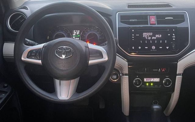 TOYOTA RUSH - image 3